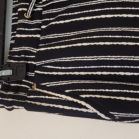 Summer panta with elastic leg bottoms - Picture 5 of 9